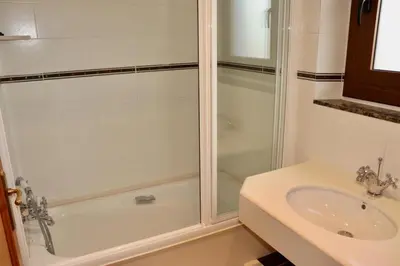 Un baño de Casa Pueblo Medieval de Pals