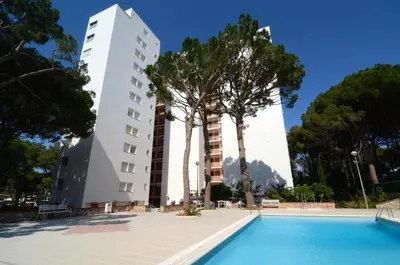 Piscina en o cerca de Bosmar 3G