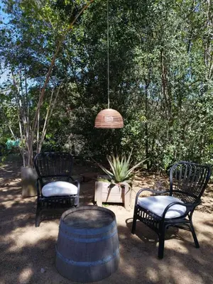 Jardín al aire libre en Hostal Los Pinares