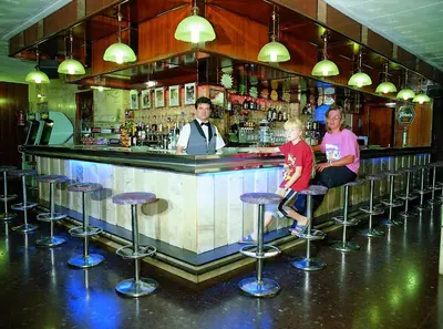 Clientes alojados en HOTEL CONTINENTAL