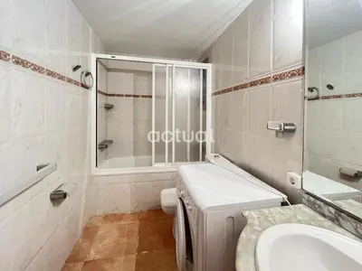 Un baño de CAVALL BERNAT 2