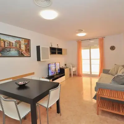 APARTAMENTO A PIE DE LA PLAYA
