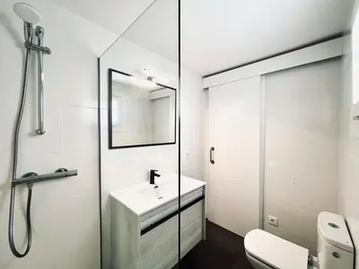 Un baño de ZEN Apartment sea views