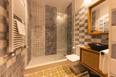 Un baño de Bravissimo Ferreries, unique 3-bedroom apartment