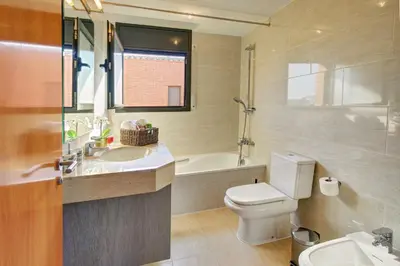 Un baño de VILLA RIOJA with pool & mountain and sea view, ONLY FAMILYS