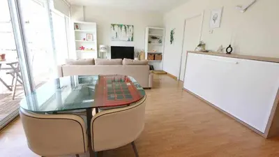 Una cocina o zona de cocina en Petit Ancora, Frente a Playa grande
