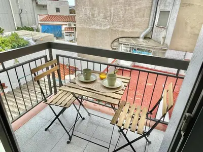 Un balcón o terraza de Apartamentos Blanes Petit