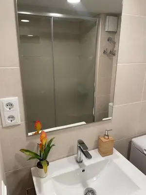 Un baño de Fantástico piso con piscina en corazón de Fenals