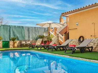 Piscina en o cerca de Holiday Home Aguilera by Interhome