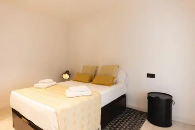 Cama o camas de una habitación en Bravissimo Les Voltes, Modern 1-bedroom apartment