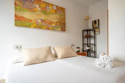 Cama o camas de una habitación en HomeHolidaysRentals Blanescel - Costa Brava