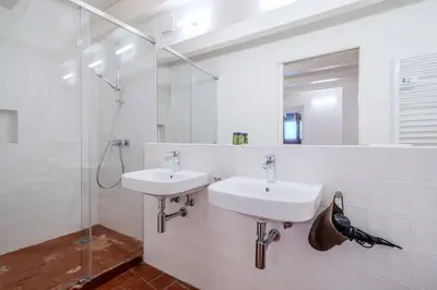 Un baño de Flateli Santa Clara 22