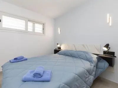 Cama o camas de una habitación en Apartment Caravela Beach by Interhome