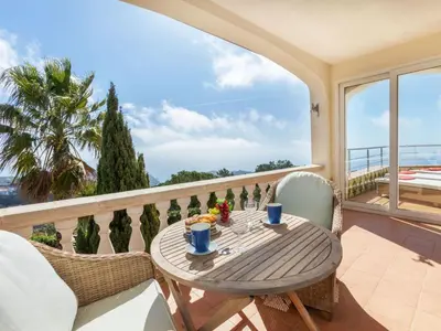 Un balcón o terraza de Villa Panorama-1 by Interhome