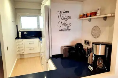 Una cocina o zona de cocina en La Casa De Papou I