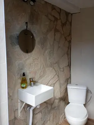 Un baño de Villa Lieja