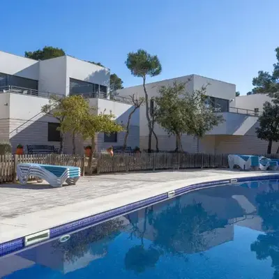 4 Bedroom Modern House