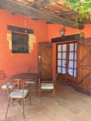 Un patio o zona al aire libre en L'Encís Begur - Casa unifamiliar con piscina, jardín y barbacoa