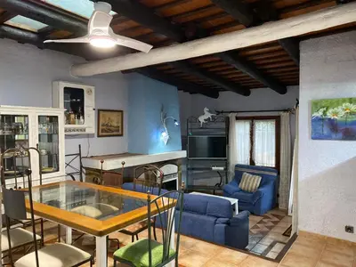 Zona de estar de L'Encís Begur - Casa unifamiliar con piscina, jardín y barbacoa