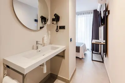 Un baño de DWO Les Palmeres