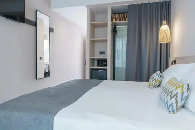 Cama o camas de una habitación en DWO Les Palmeres