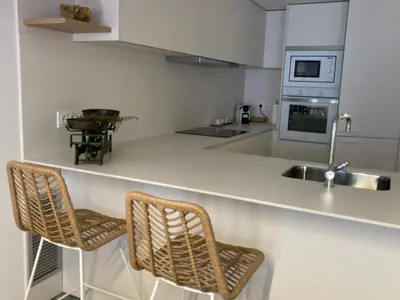 Una cocina o zona de cocina en Apartamento céntrico, climatizado y totalmente equipado de 3 habitaciones para 6-7 personas