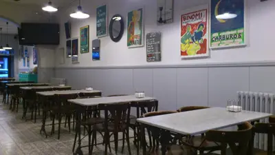 Un restaurante o sitio para comer en Hotel Torres