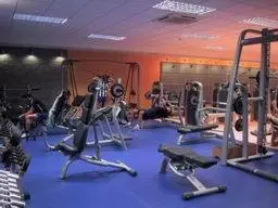 Gimnasio o instalaciones de fitness de Evenia Olympic Resort