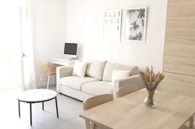 Zona de estar de Apartamento con Parking a 50m de la playa
