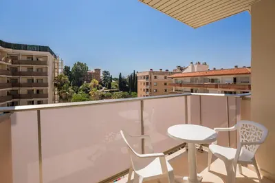 Un balcón o terraza de htop Amatista #htopBliss