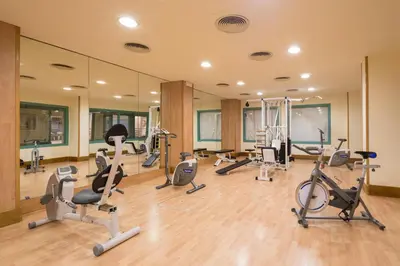 Gimnasio o instalaciones de fitness de htop Royal Star & SPA #htopFun