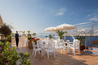Un balcón o terraza de htop Pineda Palace 4Sup - Adults Only #htopBliss