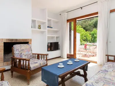 Zona de estar de Apartment S'Esquirols Nº7 by Interhome