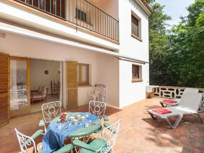 Un balcón o terraza de Apartment S'Esquirol Nº9 by Interhome