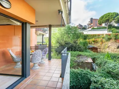 Jardín al aire libre en Apartment Lloret Garden by Interhome