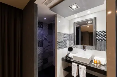 Un baño de Sant Jordi Boutique Hotel