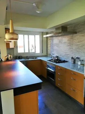 Una cocina o zona de cocina en Apartamento Lina, a 20 metros de la playa