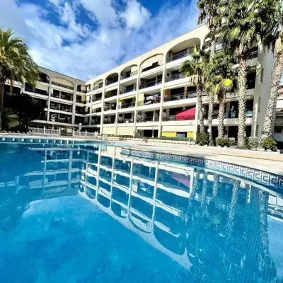Apartemento piscina centro calella 3 min playa