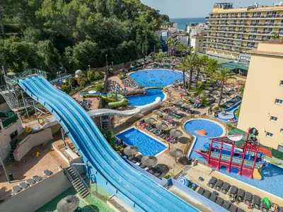 Piscina en o cerca de Hotel Rosamar Garden Resort 4*