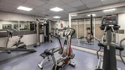 Gimnasio o instalaciones de fitness de Hotel Rosamar Garden Resort 4*