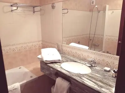 Un baño de Hotel Rosa & Spa Begur