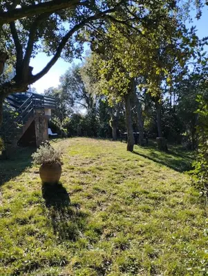 Jardín al aire libre en Casa adossada de camp prop de la Costa Brava