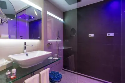 Un baño de Gran Hotel Reymar 4 Sup