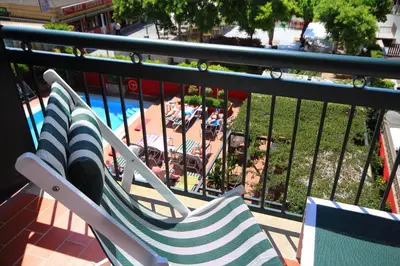 Un balcón o terraza de AQUA Hotel Bertran Park