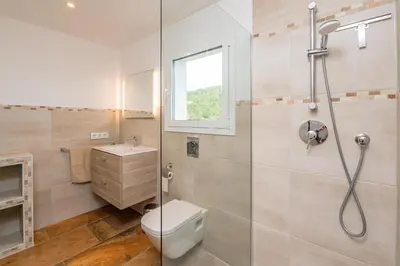 Un baño de A-30 BEGUR AIGUABLAVA 4 PaX