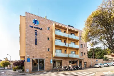Edificio en el que se encuentra el hotel
