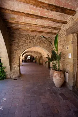 Plano de Arcs De Monells - Adults Only