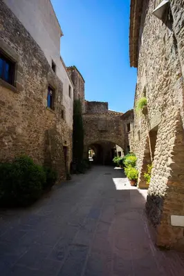 Plano de Arcs De Monells - Adults Only