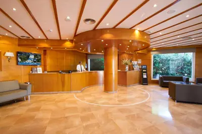El vestíbulo o zona de recepción de Hotel Gran Garbi Mar & AquaSplash
