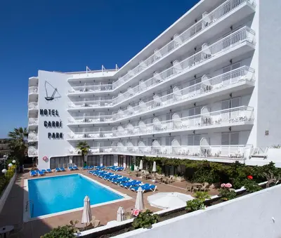 Piscina en o cerca de Hotel Garbi Park & AquaSplash